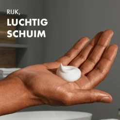 Gillette Fusion Scheerschuim Met Amandelolie Voor De Gevoelige Huid 250 ml