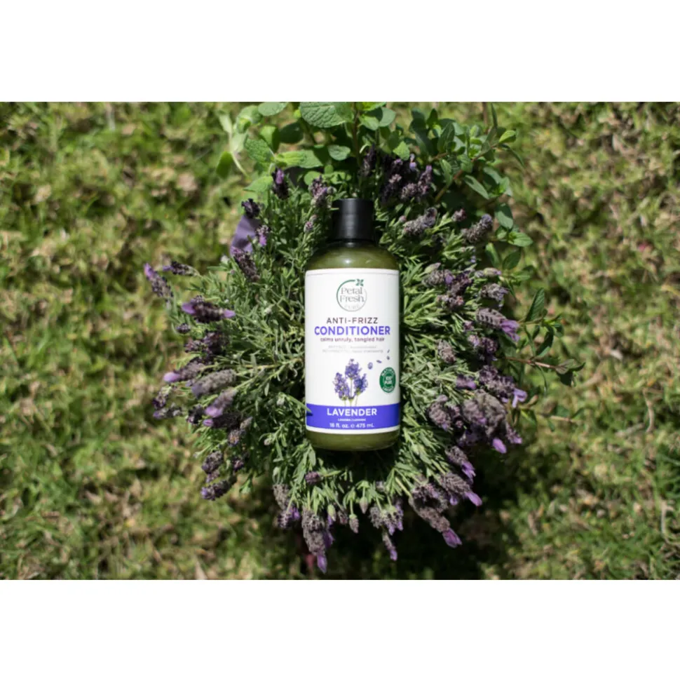 Petal Fresh Lavender Conditioner 475 ml