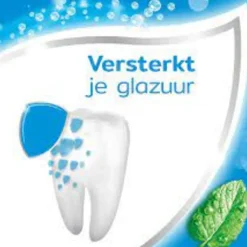 12x Aquafresh Tandpasta Freshmint Frisse Adem 75 ml