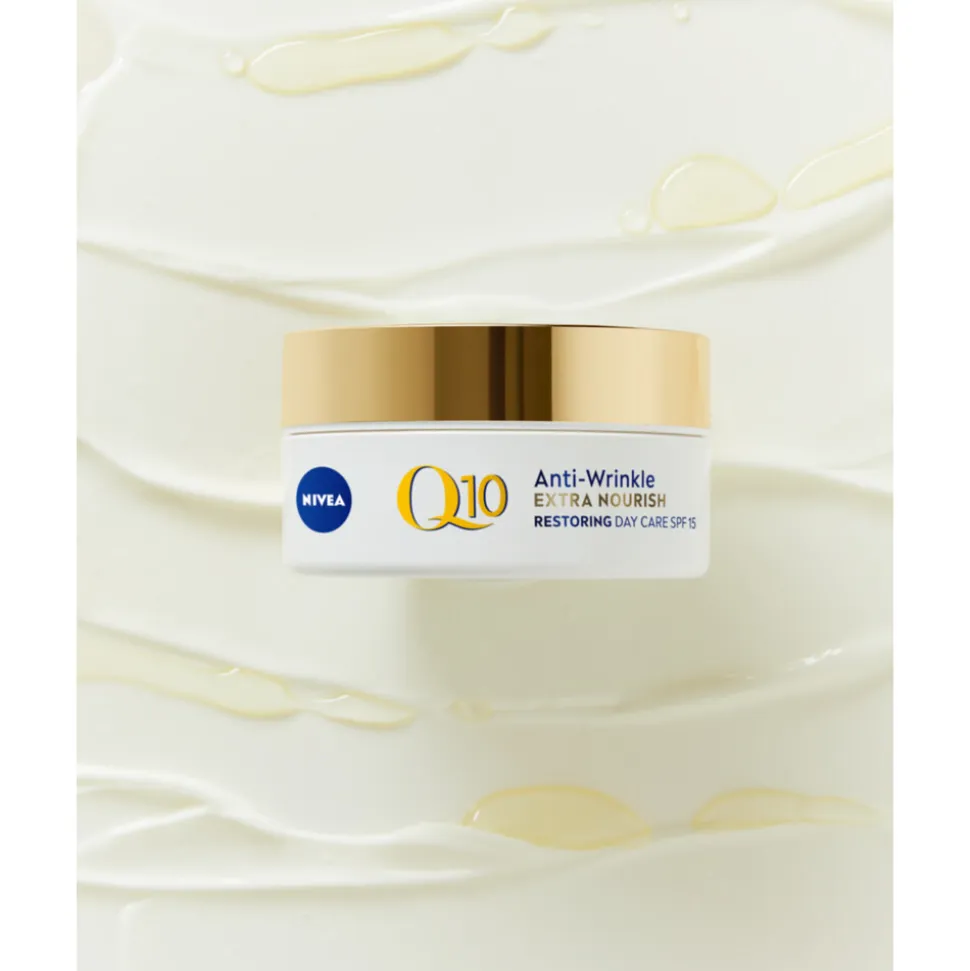 3x NIVEA Q10 Dagcrème Extra Voedend SPF 15 50 ml